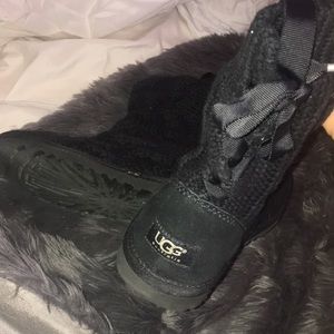 Knit bow back UGG boots